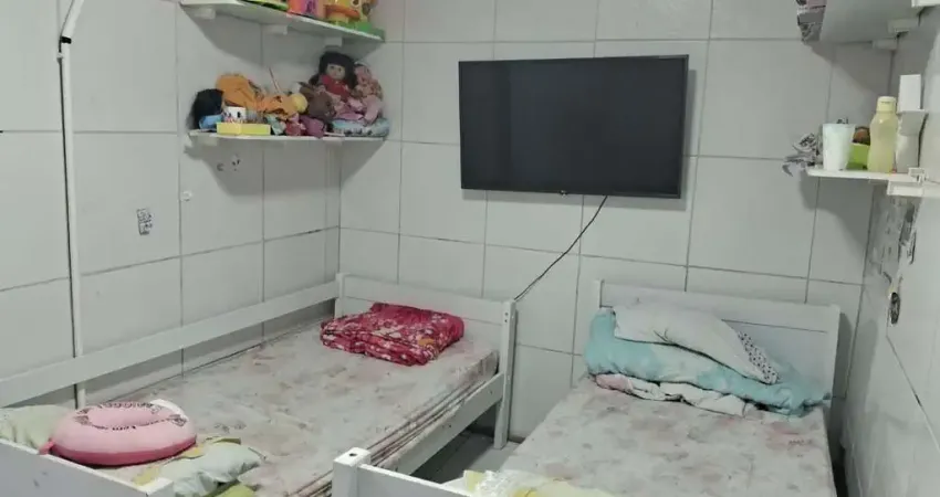 Casa à Venda em Vasco da Gama, Recife, 400m², 4 Quartos, R$500mil