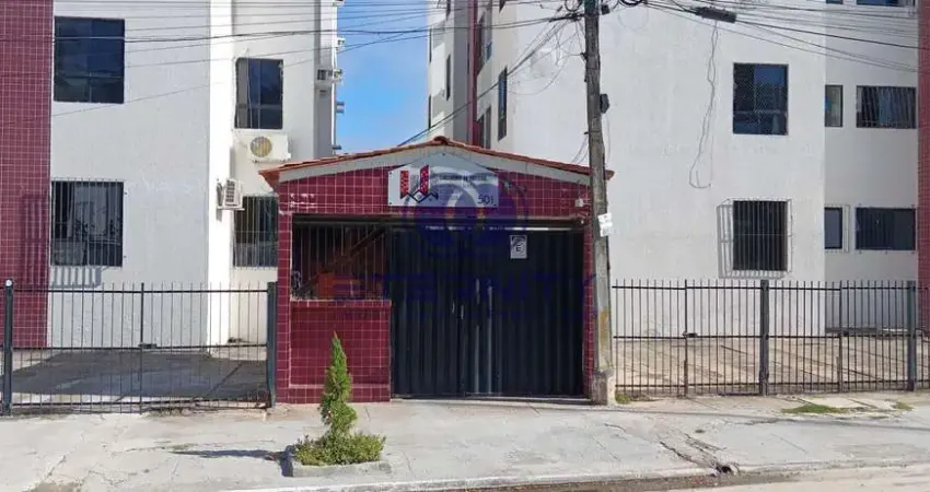 Descubra o conforto e a praticidade de viver em um apartamento de 2 dormitórios no coração de Candeias, Jaboatão dos Guararapes. Localizado no renomado Edifício Montesquieu, este imóvel de 55m² de áre