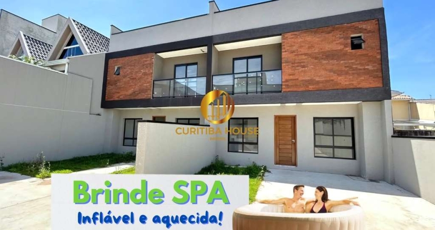 Amplo sobrado com 144 m² privativos, 3 quartos sendo 1 suíte, jardim fundos e rooftop no Xaxim
