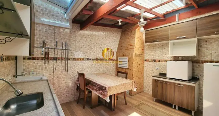 Sobrado 2 quartos sendo 1 suíte com espaço gourmet e ar condicionado no melhor do Sítio Cercado Curitiba