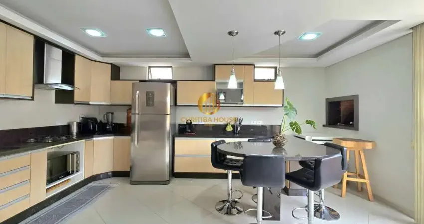 Sobrado no Residencial Montreal com 3 Quartos - Rua Júlio Zandoná, 1016 Boqueirão