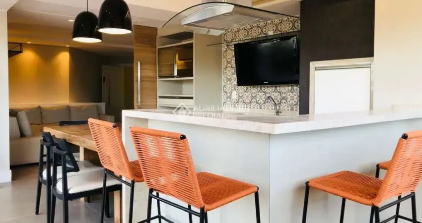 Cobertura com 3 quartos para alugar na Rua Manoel Severino de Oliveira, 185, Lagoa da Conceição, Florianópolis