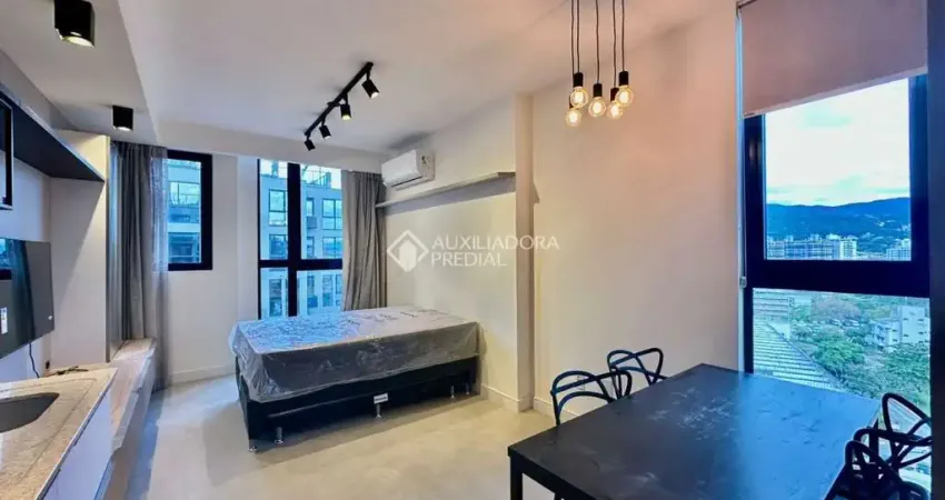 Apartamento com 1 quarto para alugar na Rua Professora Maria Flora Pausewang, 137, Trindade, Florianópolis