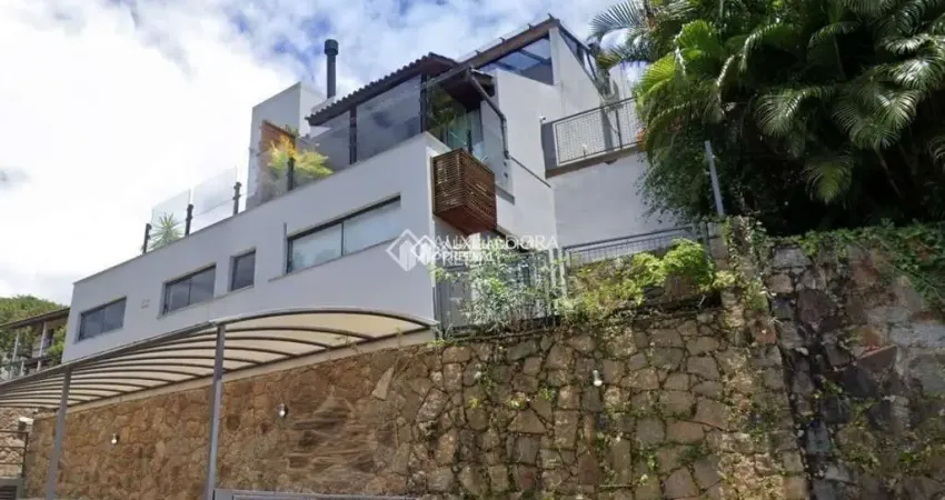 Casa com 3 quartos para alugar na Rua João Henrique Gonçalves, 313, Lagoa da Conceição, Florianópolis