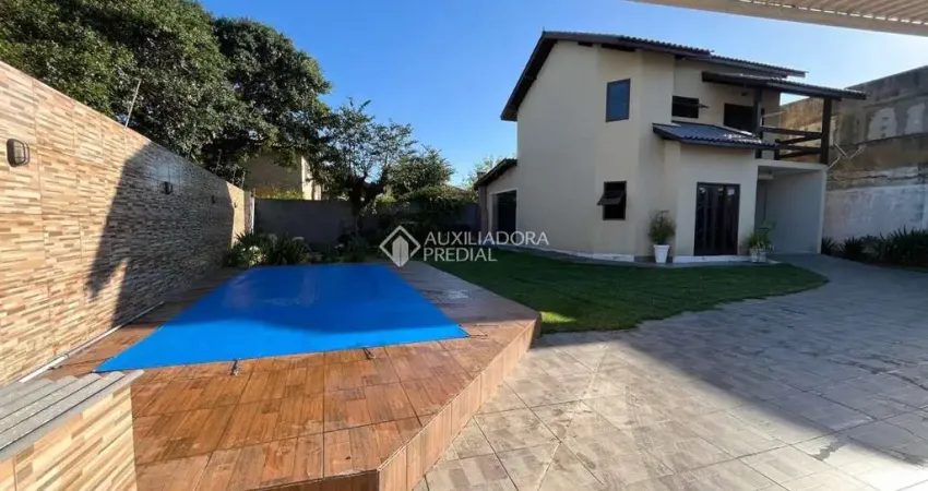 Casa com 2 quartos para alugar na Servidão Recanto das Dunas, 42, Campeche, Florianópolis