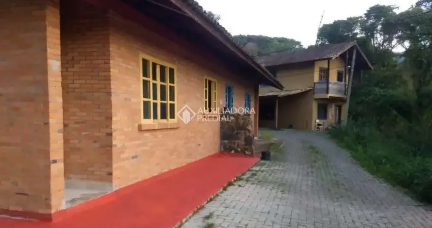 Casa com 2 quartos para alugar na Rua Laurindo Januário da Silveira, 3540, Lagoa da Conceição, Florianópolis