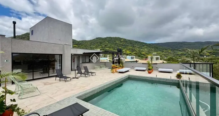 Apartamento com 2 quartos para alugar na Servidão da Magia, 22, Lagoa da Conceição, Florianópolis