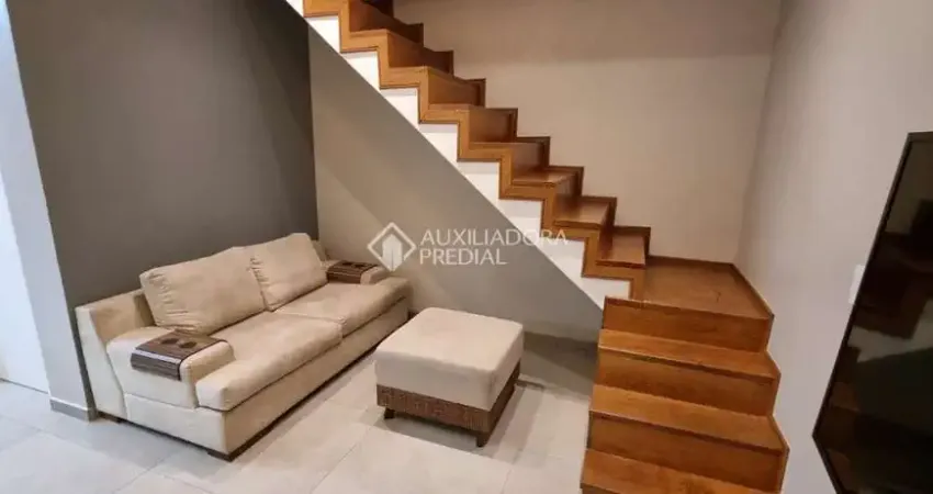 Casa com 2 quartos para alugar na Rua Aroeira do Campo, 81, Campeche, Florianópolis