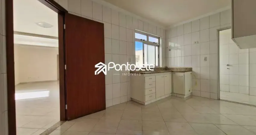 Apartamento com 3 quartos para alugar no Centro, Divinópolis
