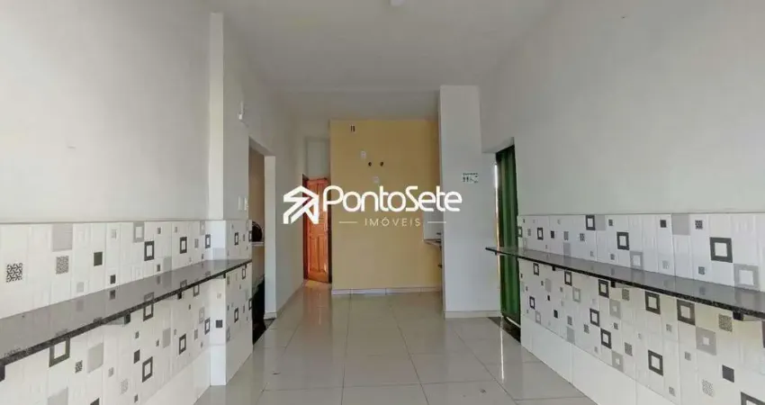 Casa com 3 quartos para alugar no Centro, Divinópolis 