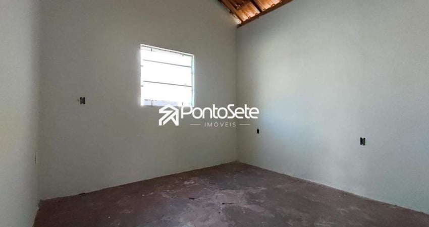 Casa com 4 quartos para alugar no Catalão, Divinópolis 