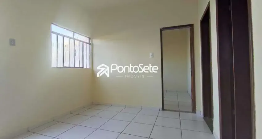 Casa com 3 quartos para alugar no Planalto, Divinópolis 