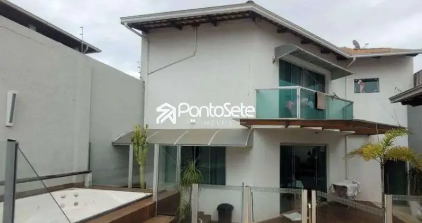 Casa com 3 quartos à venda no Manoel Valinhas, Divinópolis 