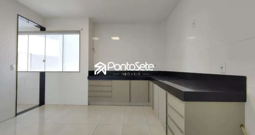 Apartamento com 3 quartos para alugar no Santa Clara, Divinópolis
