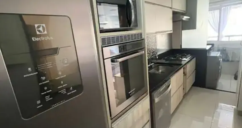 Imperdível apartamento à venda na Barra da Tijuca, Rio de Janeiro-RJ: 2 quartos, 1 suíte, 1 sala, 2 banheiros, 1 vaga, 74m².