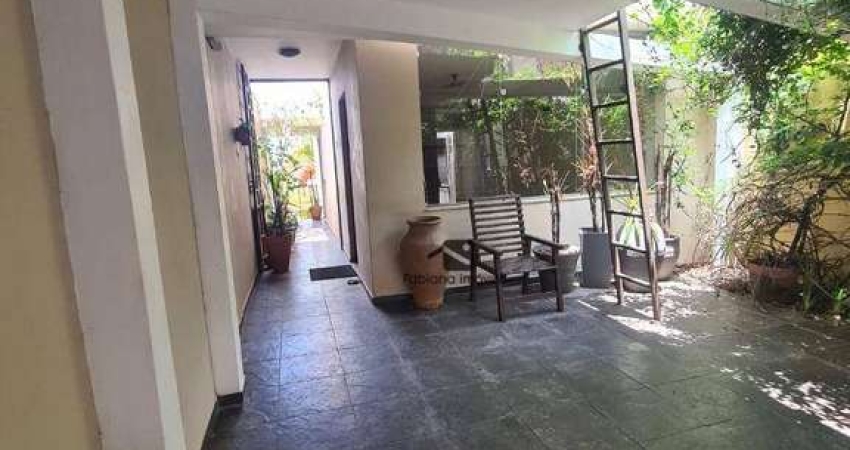 Sobrado com 3 dormitórios/ Quartos à venda em Pinheiros - São Paulo/SP