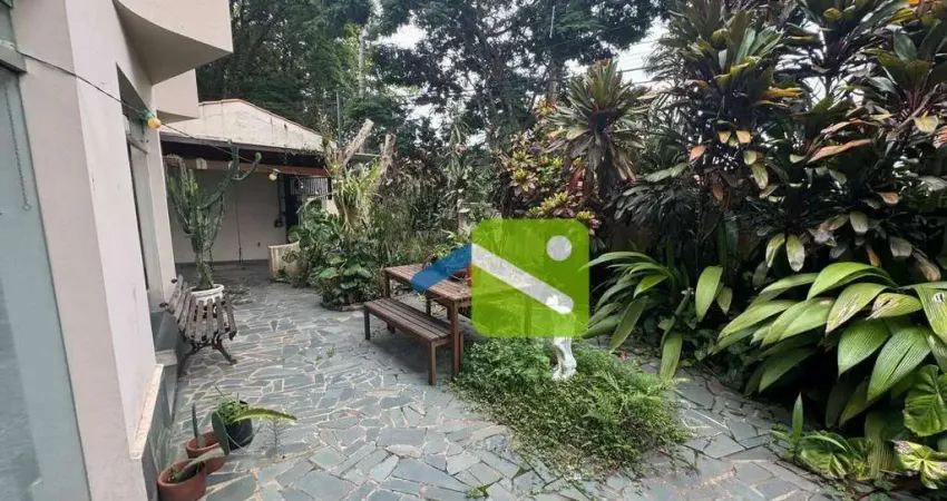 Sobrado com 3 dormitórios à venda, 25 m² por R$ 1.200.000 - Jardim Peri Peri - São Paulo/SP
