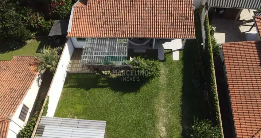 Casa com 2 quartos à venda na rua 41284, Praia do Rosa, Imbituba