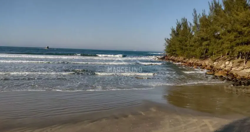 Terreno à venda no bairro Praia da Ribanceira - Imbituba/SC