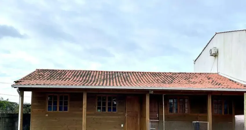 Casa com 4 quartos à venda no Araçatuba, Imbituba 
