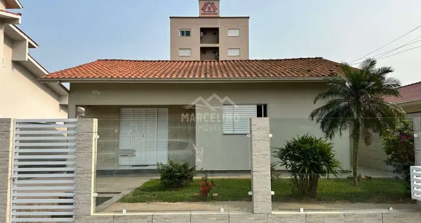 Casa com 3 quartos à venda no Centro, Imbituba 