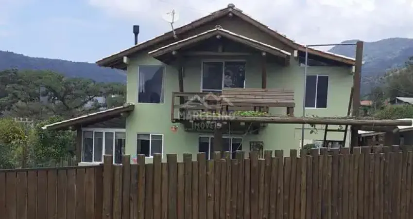 Casa com 3 quartos à venda em Macacu, Garopaba 