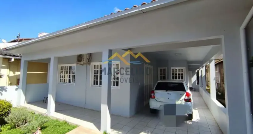 Casa à venda no bairro Centro - Imbituba/SC
