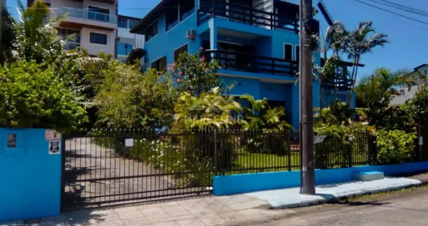 Casa com 7 quartos à venda em Vila Nova, Imbituba