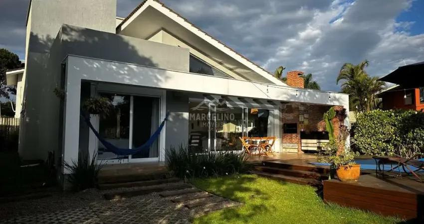 Casa em condomínio fechado com 3 quartos à venda no Grama, Garopaba