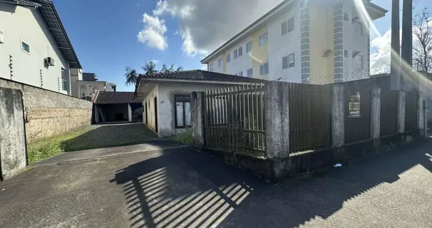 Terreno à venda na Rua Duarte Schuttel, 60, Costa e Silva, Joinville