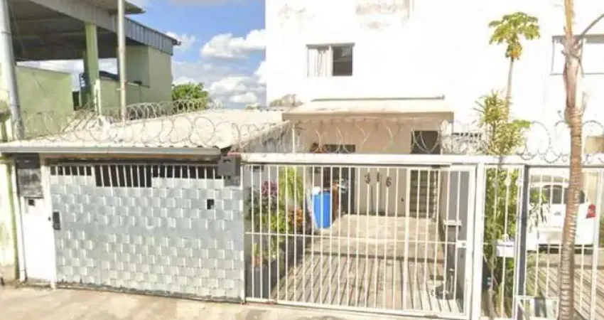 Casa com 2 quartos à venda no Parque Xangri-Lá, Contagem