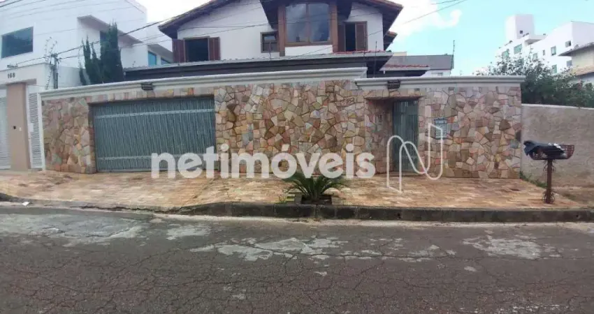 Casa com 5 quartos à venda na Rua Castelo Évora, Castelo, Belo Horizonte