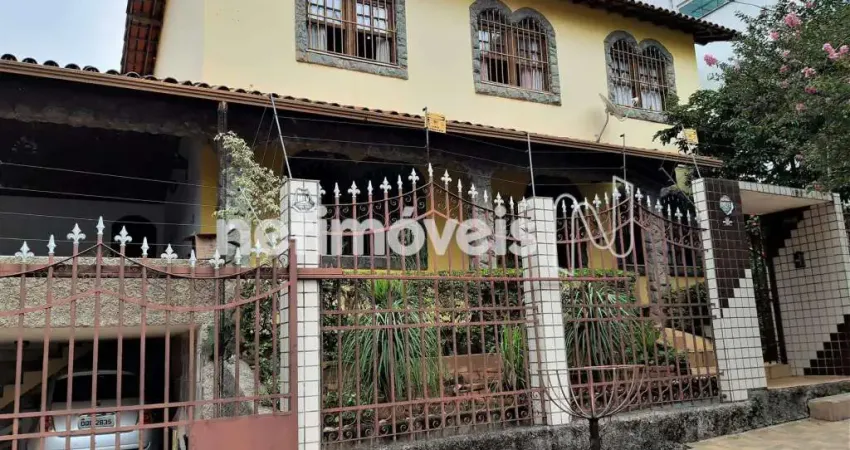 Casa com 5 quartos à venda na Rua Olga Dias de Castro, Santa Rosa, Belo Horizonte
