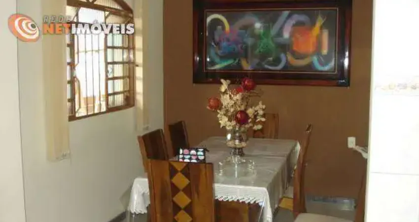Casa com 3 quartos à venda na Rua Oswaldo Cruz, Nacional, Contagem