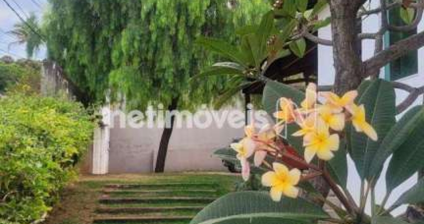 Casa com 3 quartos à venda na Rua Oslo, Trevo, Belo Horizonte