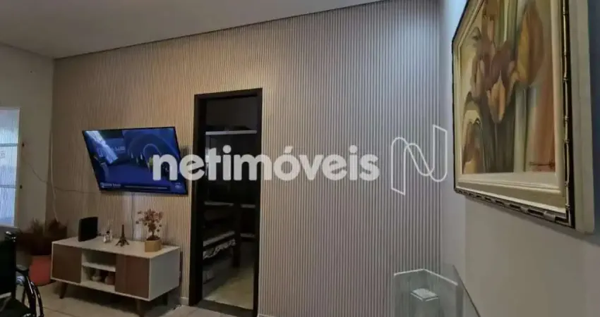 Casa com 3 quartos à venda na Rua Maria Quitéria, Primeiro de Maio, Belo Horizonte