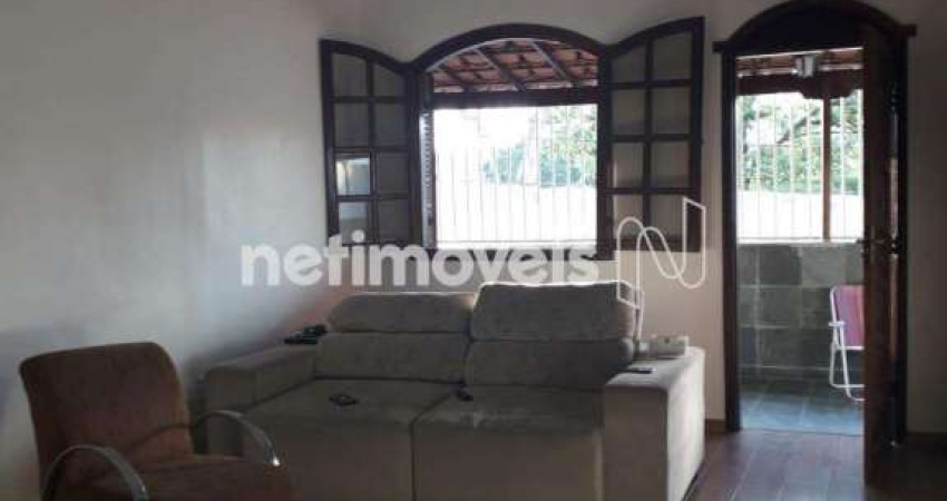 Casa com 6 quartos à venda na Rua Itaporé, Cachoeirinha, Belo Horizonte