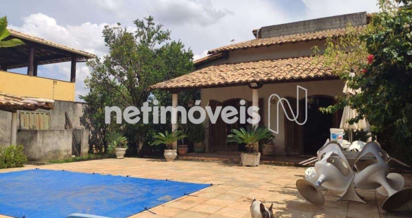 Casa com 3 quartos à venda na Rua Deputado Gregoriano Canedo, Trevo, Belo Horizonte