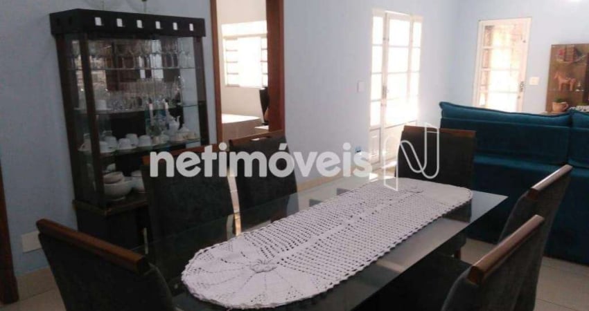 Casa com 3 quartos à venda na Rua Quinhentos e Dezenove, Capitão Eduardo, Belo Horizonte