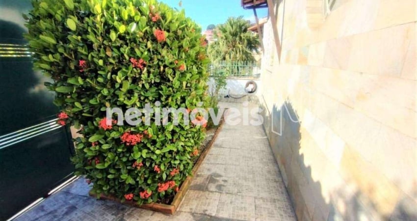 Casa com 3 quartos à venda na Rua Jequiriçá, Concórdia, Belo Horizonte