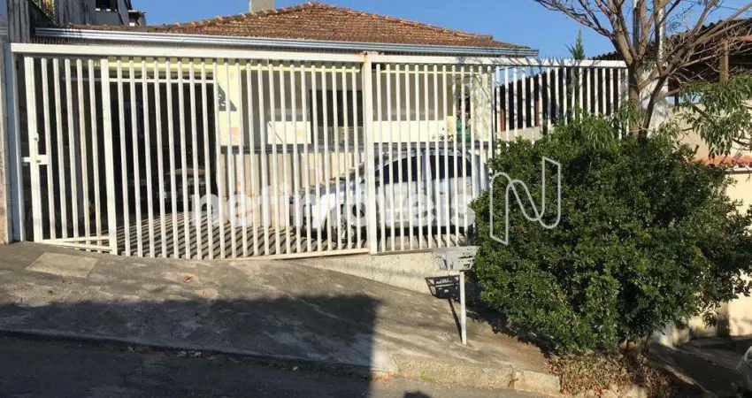 Casa com 3 quartos à venda na Rua Coronel Júlio Pinto, Sagrada Família, Belo Horizonte
