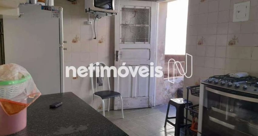 Casa com 6 quartos à venda na Rua Itapetinga, Cachoeirinha, Belo Horizonte