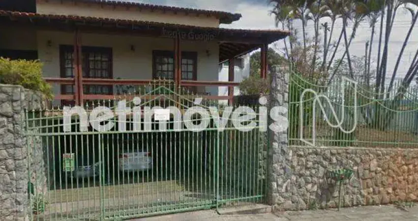 Casa com 5 quartos à venda na Rua Modestino Fonseca Cota, Parque Jardim Itaú, Vespasiano