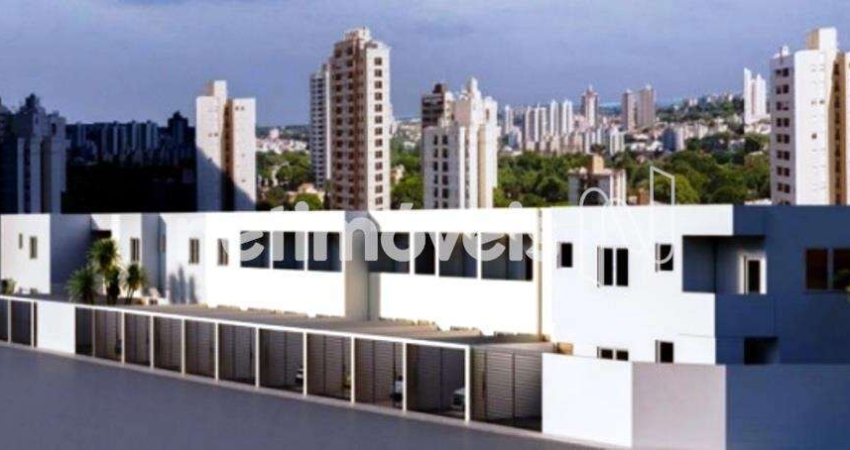 Casa com 3 quartos à venda na Rua Carmem, Rio Branco, Belo Horizonte