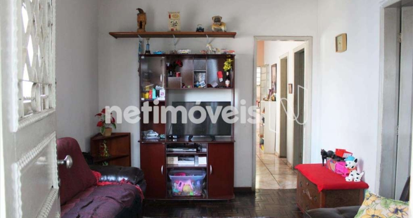 Casa com 3 quartos à venda na Rua Valença, Carlos Prates, Belo Horizonte