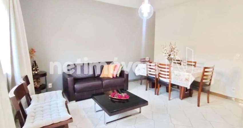 Casa com 4 quartos à venda na Rua II, Arvoredo, Contagem