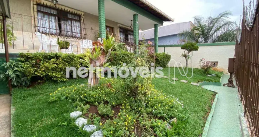 Casa com 4 quartos à venda na Rua José Flora, Letícia, Belo Horizonte