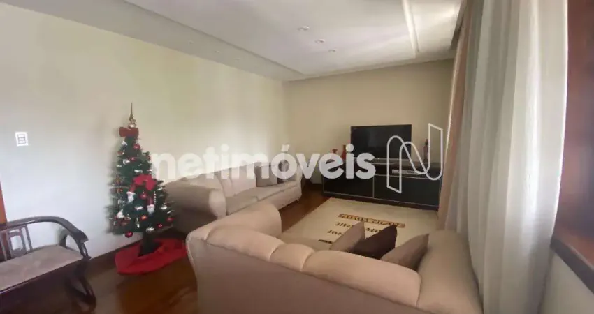 Casa com 6 quartos à venda na Rua Abílio Machado, Sagrada Família, Belo Horizonte