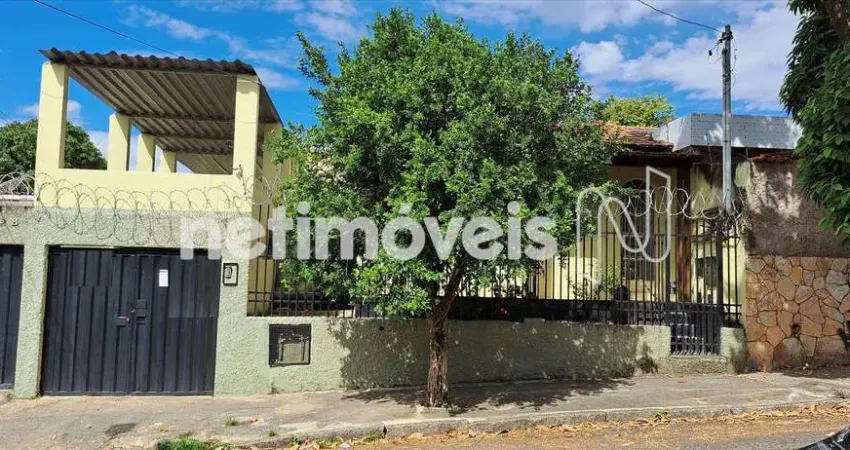 Casa com 4 quartos à venda na Rua Aiuruoca, São Paulo, Belo Horizonte