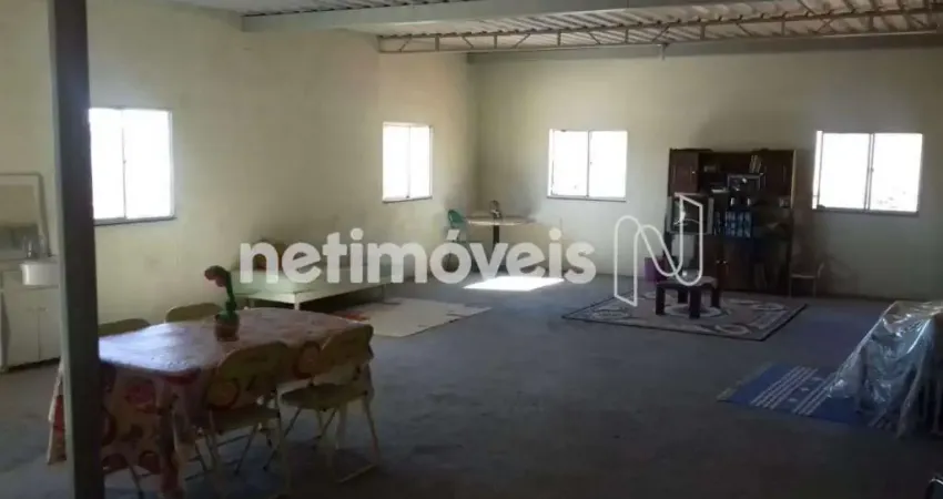 Casa com 3 quartos à venda na Rua Buriti, Gávea, Vespasiano